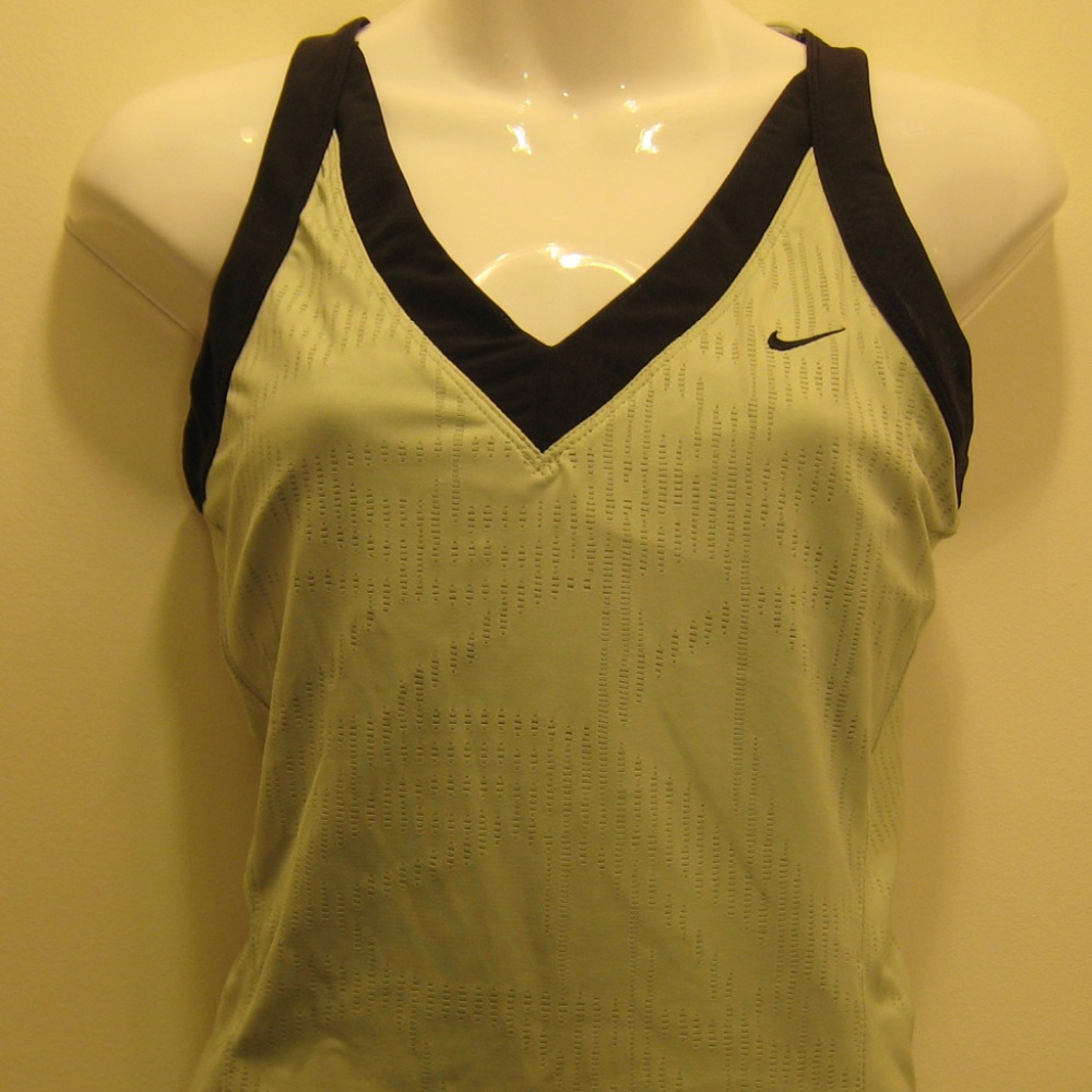 New NIKE Fit Dry Womens Tennis Tank top Shirt XS